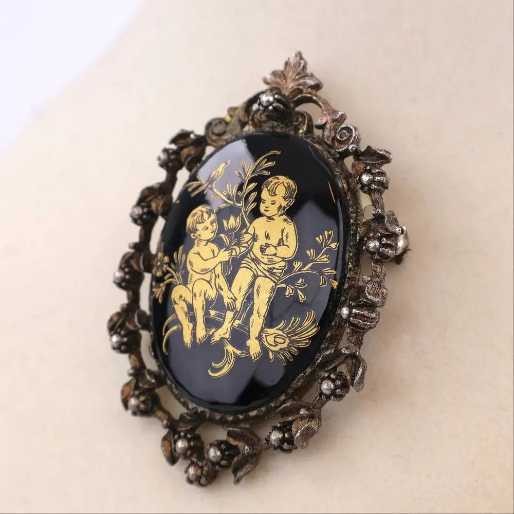 Vintage Gemini Zodiac Brooch Black Gold Glass Two Boys Garden Silver Filigree 2